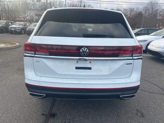 new 2025 Volkswagen Atlas car, priced at $38,668