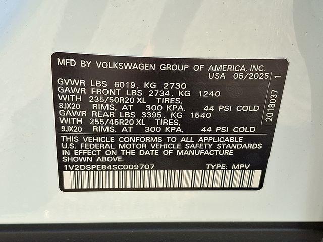 new 2025 Volkswagen ID.4 car, priced at $44,579