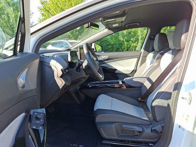 new 2025 Volkswagen ID.4 car, priced at $44,579