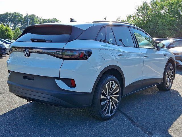 new 2025 Volkswagen ID.4 car, priced at $44,579