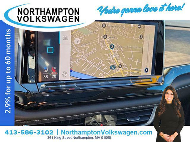 new 2024 Volkswagen Atlas car, priced at $42,000