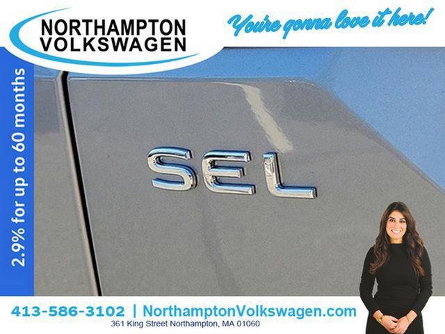 new 2024 Volkswagen Atlas car, priced at $42,000