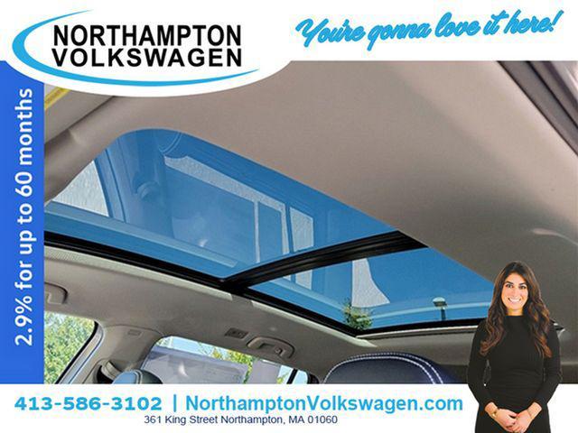 new 2024 Volkswagen Atlas car, priced at $42,000