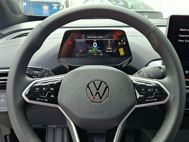 new 2025 Volkswagen ID.4 car, priced at $40,804