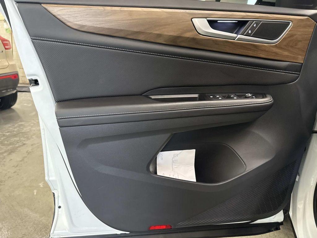 used 2024 Volkswagen Atlas car, priced at $38,785