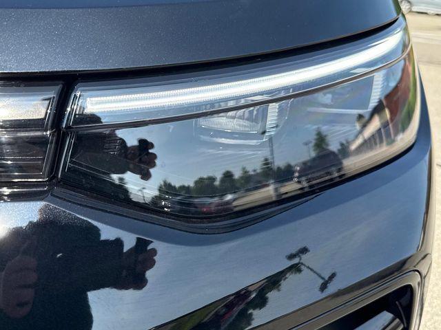 new 2025 Volkswagen Tiguan car, priced at $37,205