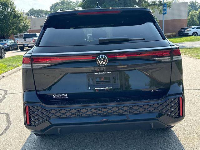 new 2025 Volkswagen Tiguan car, priced at $37,205
