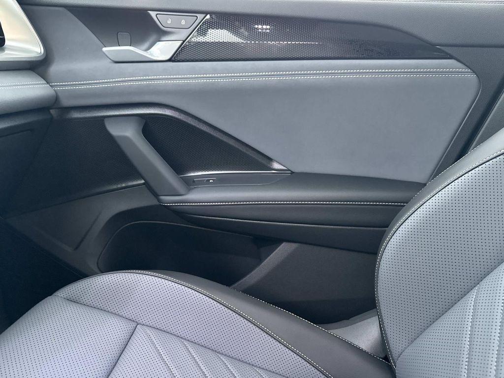 new 2025 Volkswagen Tiguan car, priced at $36,542