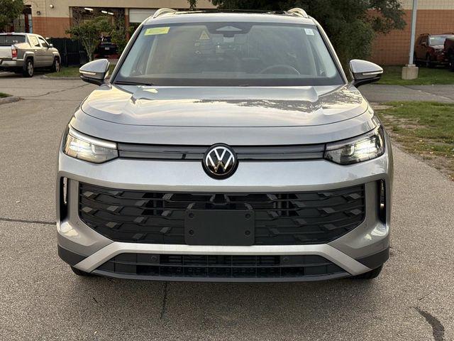 new 2025 Volkswagen Tiguan car, priced at $35,355