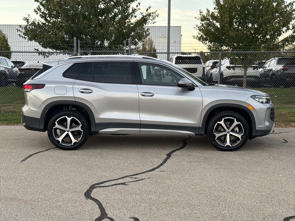 new 2025 Volkswagen Tiguan car, priced at $36,542