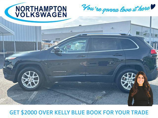 used 2015 Jeep Cherokee car, priced at $10,818