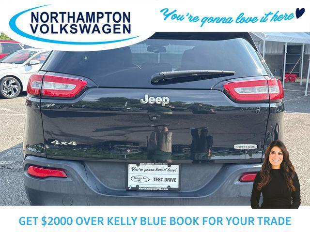 used 2015 Jeep Cherokee car, priced at $10,818