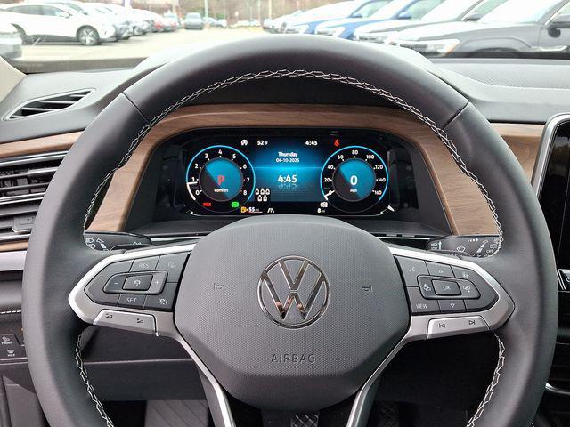 new 2025 Volkswagen Atlas car, priced at $37,002