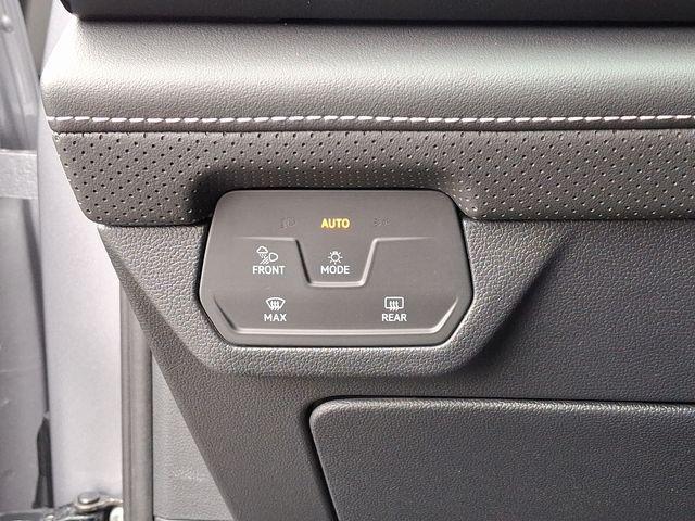 new 2025 Volkswagen Atlas car, priced at $37,002