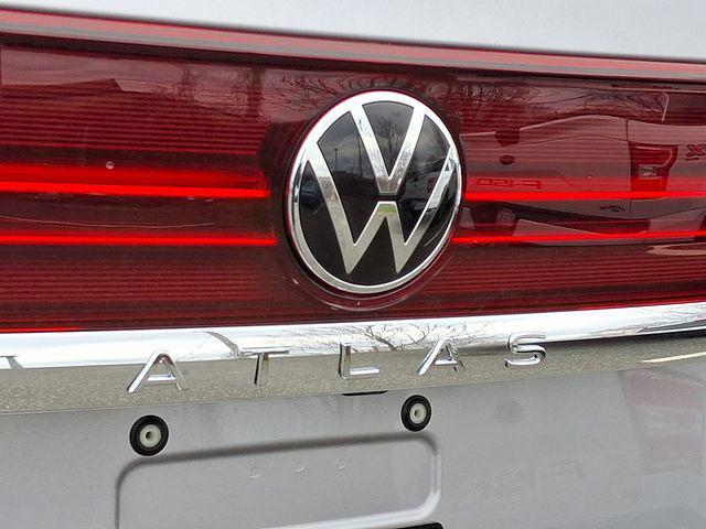 new 2025 Volkswagen Atlas car, priced at $37,002