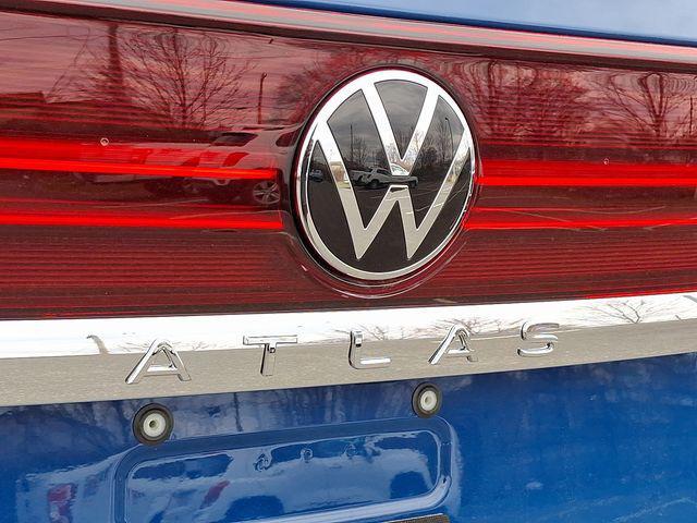 new 2025 Volkswagen Atlas car, priced at $37,002