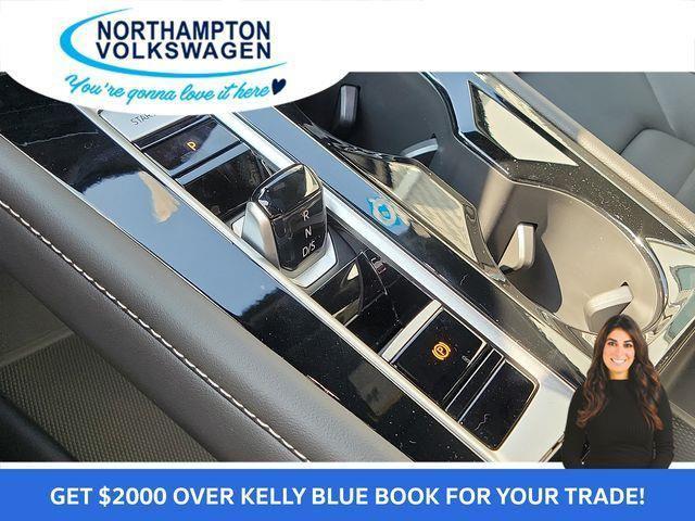 new 2024 Volkswagen Atlas Cross Sport car, priced at $43,000