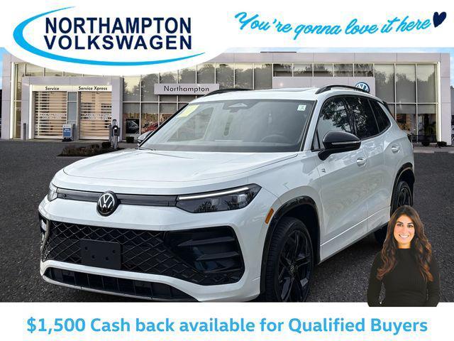 new 2025 Volkswagen Tiguan car, priced at $38,052