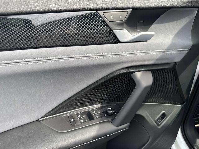 new 2025 Volkswagen Tiguan car, priced at $38,052