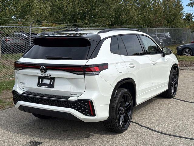 new 2025 Volkswagen Tiguan car, priced at $38,052