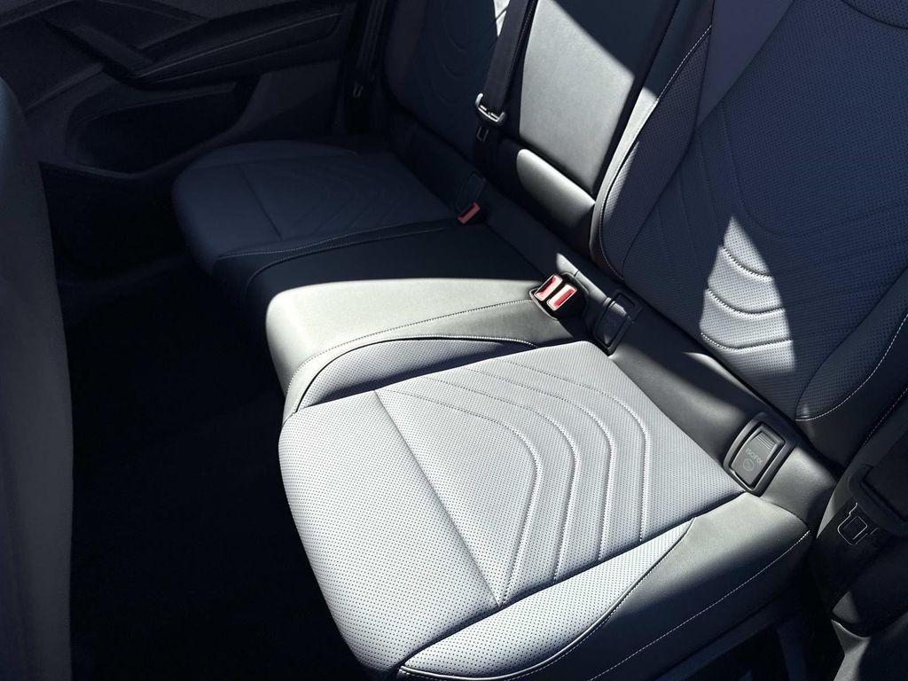 new 2025 Volkswagen Tiguan car, priced at $39,239