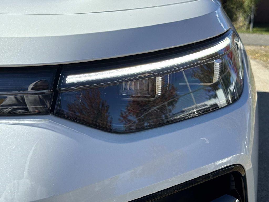 new 2025 Volkswagen Tiguan car, priced at $39,239