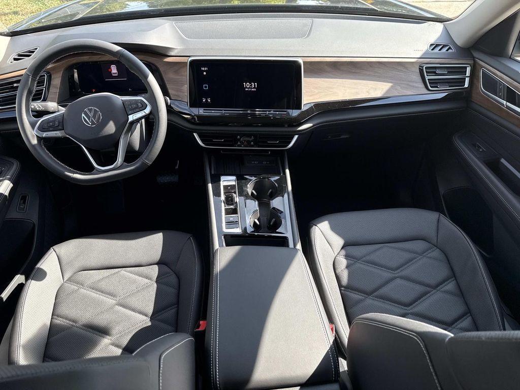 new 2026 Volkswagen Atlas car, priced at $49,424