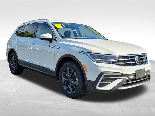 new 2024 Volkswagen Tiguan car, priced at $32,275