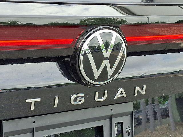 new 2025 Volkswagen Tiguan car, priced at $34,928