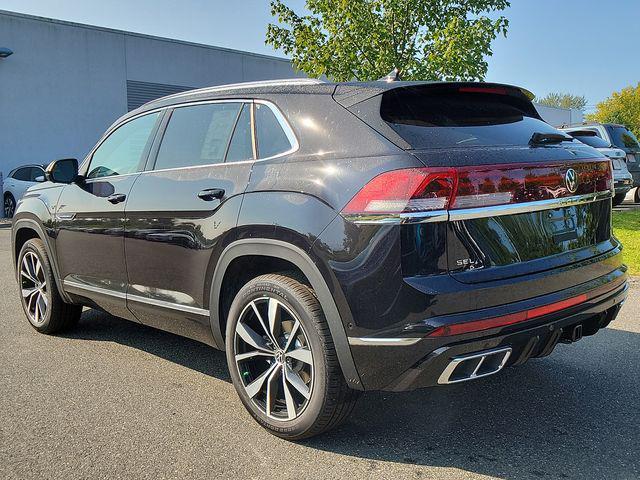 new 2024 Volkswagen Atlas Cross Sport car, priced at $45,000