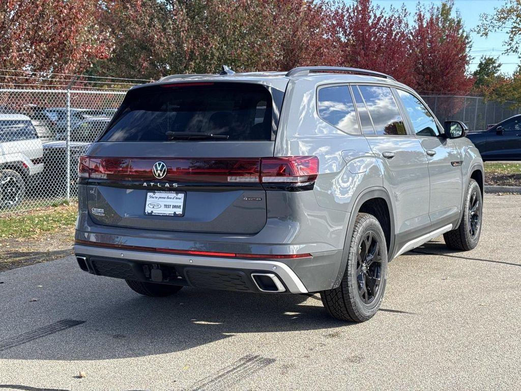 new 2025 Volkswagen Atlas car, priced at $46,245