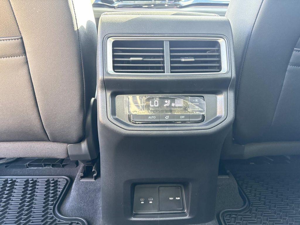 new 2025 Volkswagen Atlas car, priced at $46,245