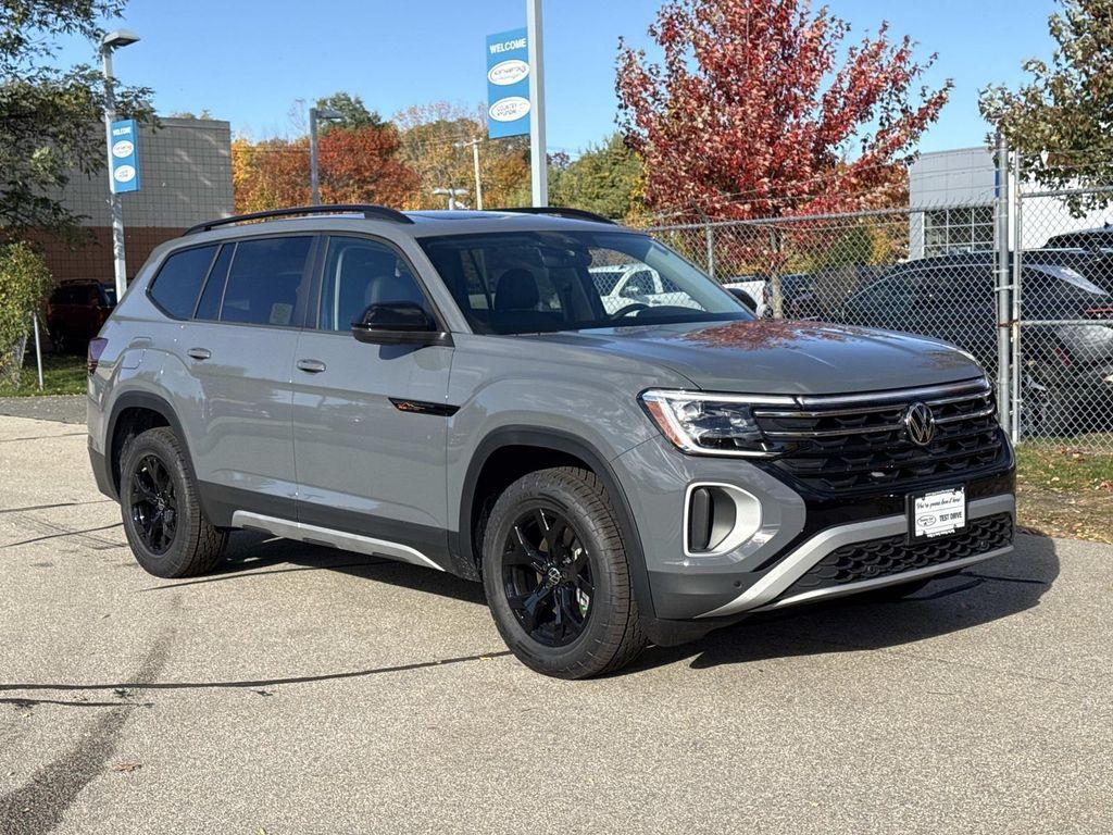 new 2025 Volkswagen Atlas car, priced at $46,245