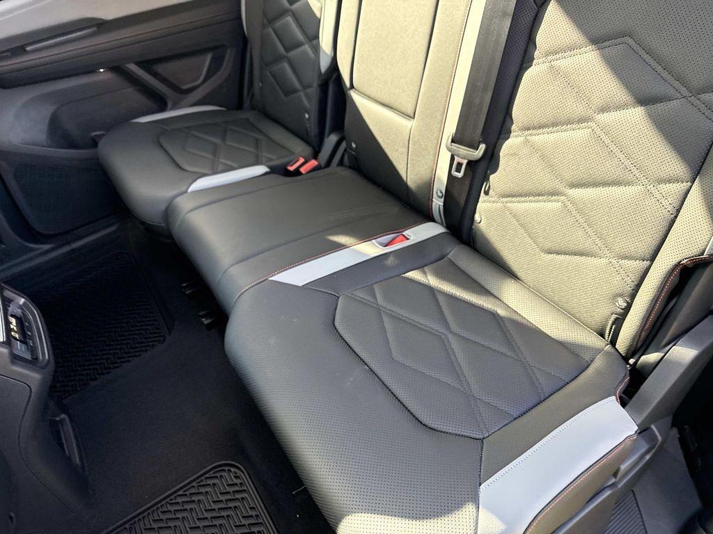 new 2025 Volkswagen Atlas car, priced at $46,245