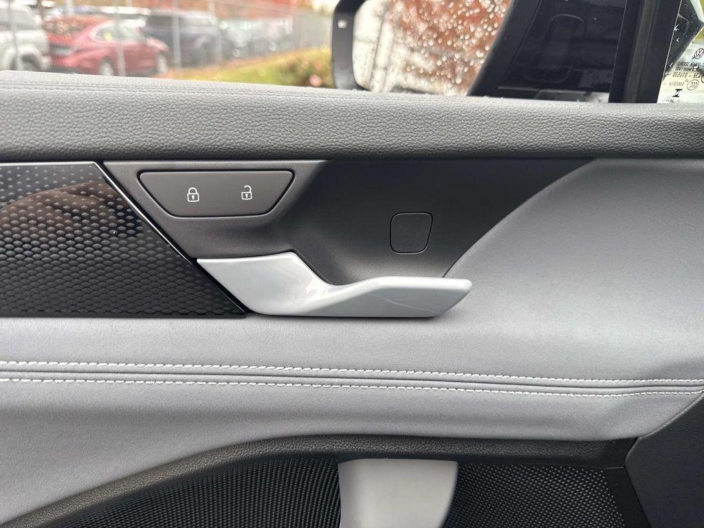 new 2025 Volkswagen Tiguan car, priced at $36,542