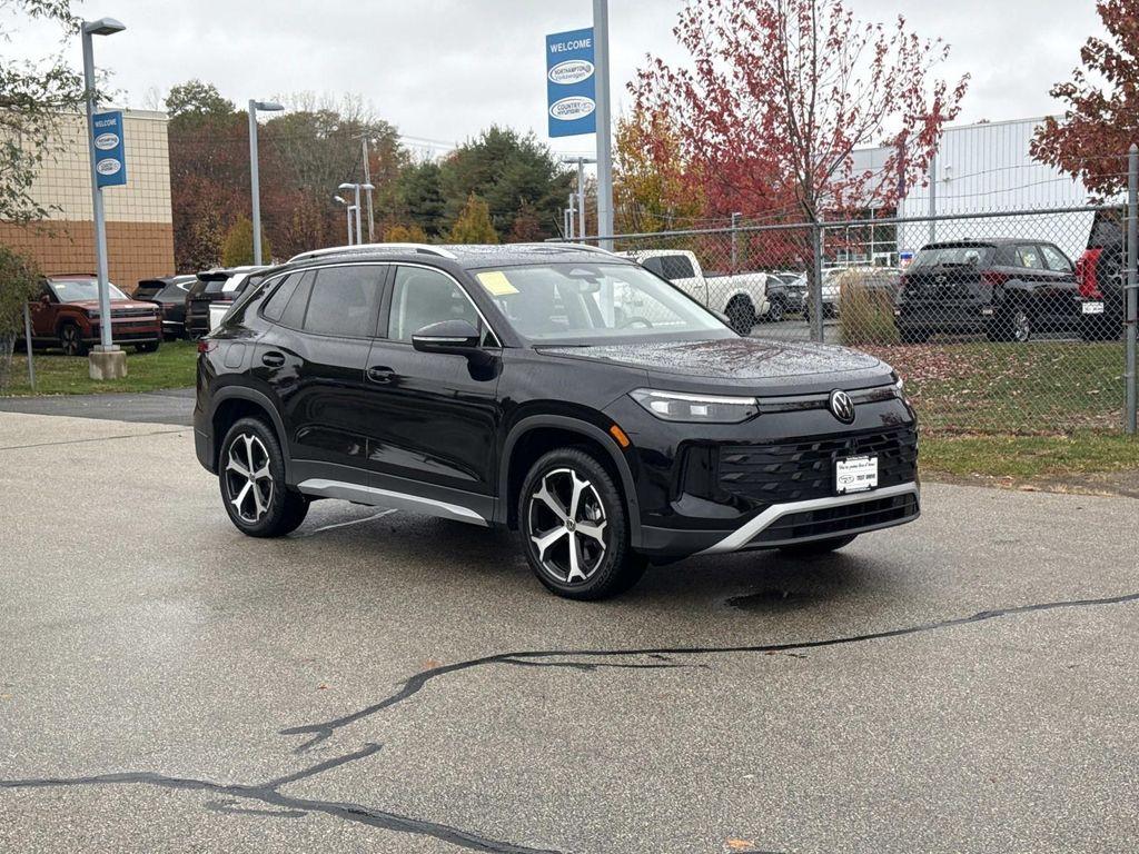 new 2025 Volkswagen Tiguan car, priced at $36,542