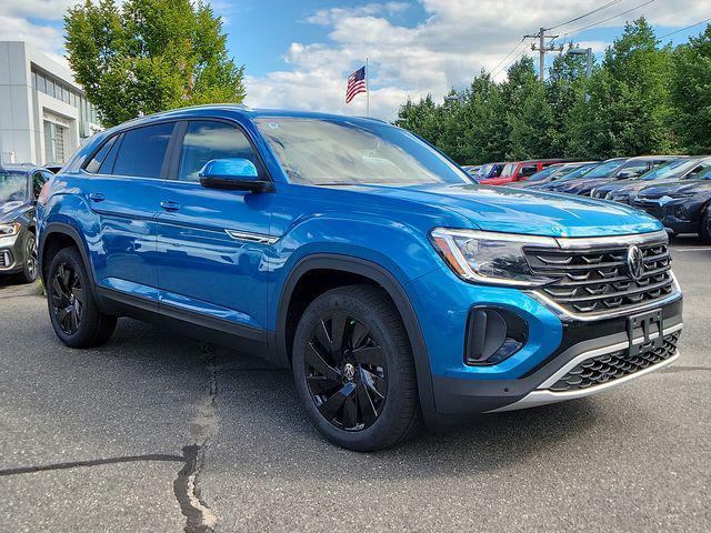 new 2024 Volkswagen Atlas Cross Sport car, priced at $40,000