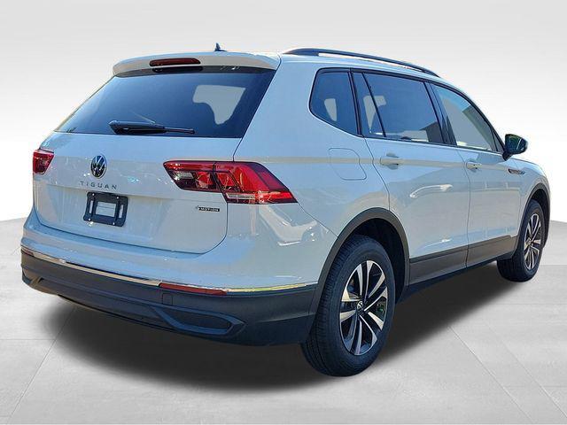 new 2024 Volkswagen Tiguan car, priced at $28,674