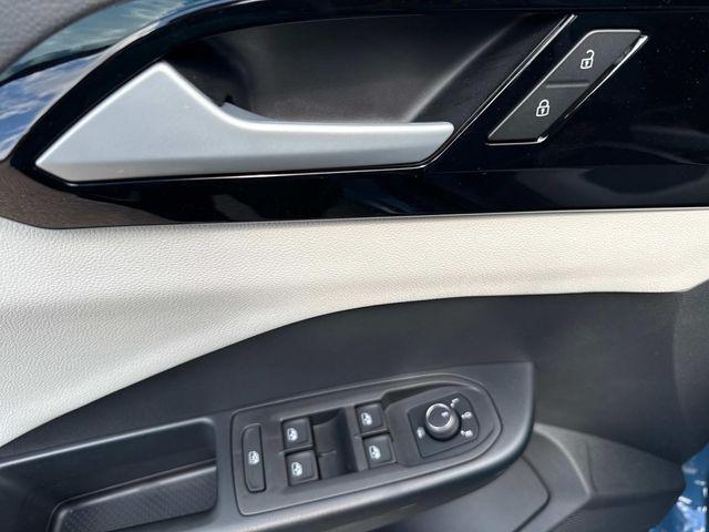 new 2025 Volkswagen Taos car, priced at $27,874