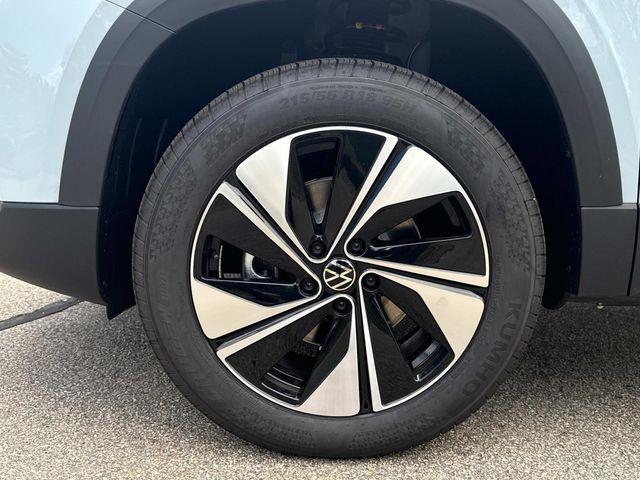 new 2025 Volkswagen Taos car, priced at $32,149