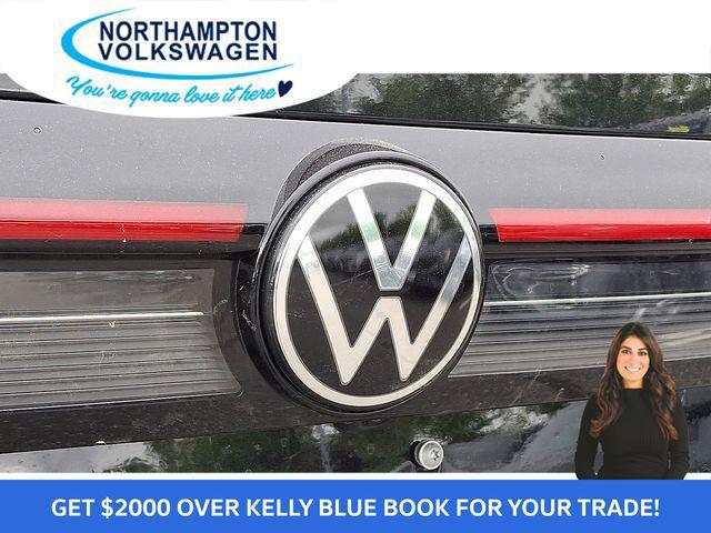 new 2025 Volkswagen Taos car, priced at $35,790