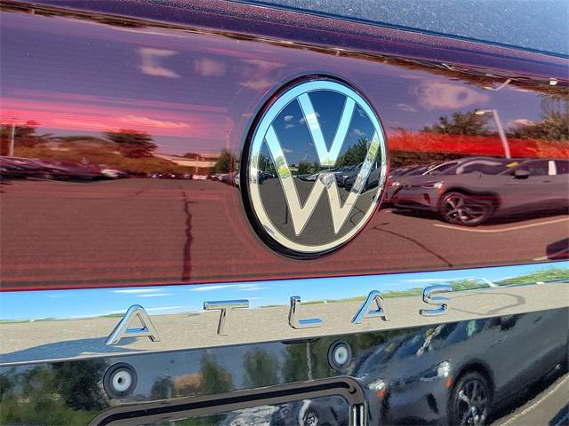 new 2024 Volkswagen Atlas Cross Sport car, priced at $46,443