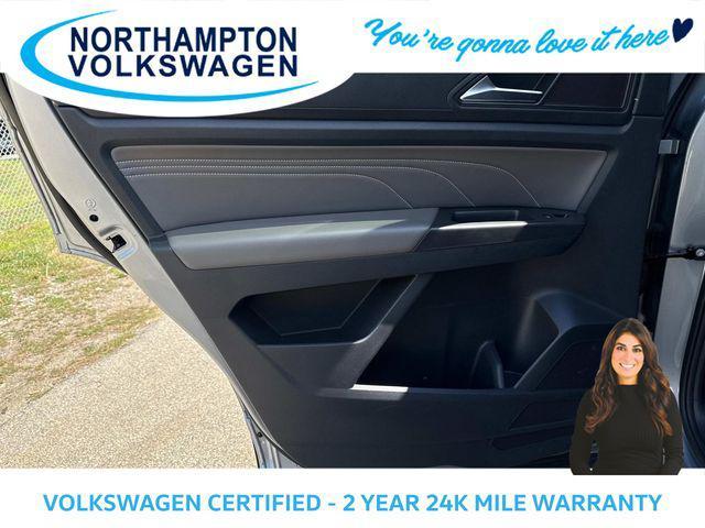 used 2022 Volkswagen Atlas Cross Sport car, priced at $31,564