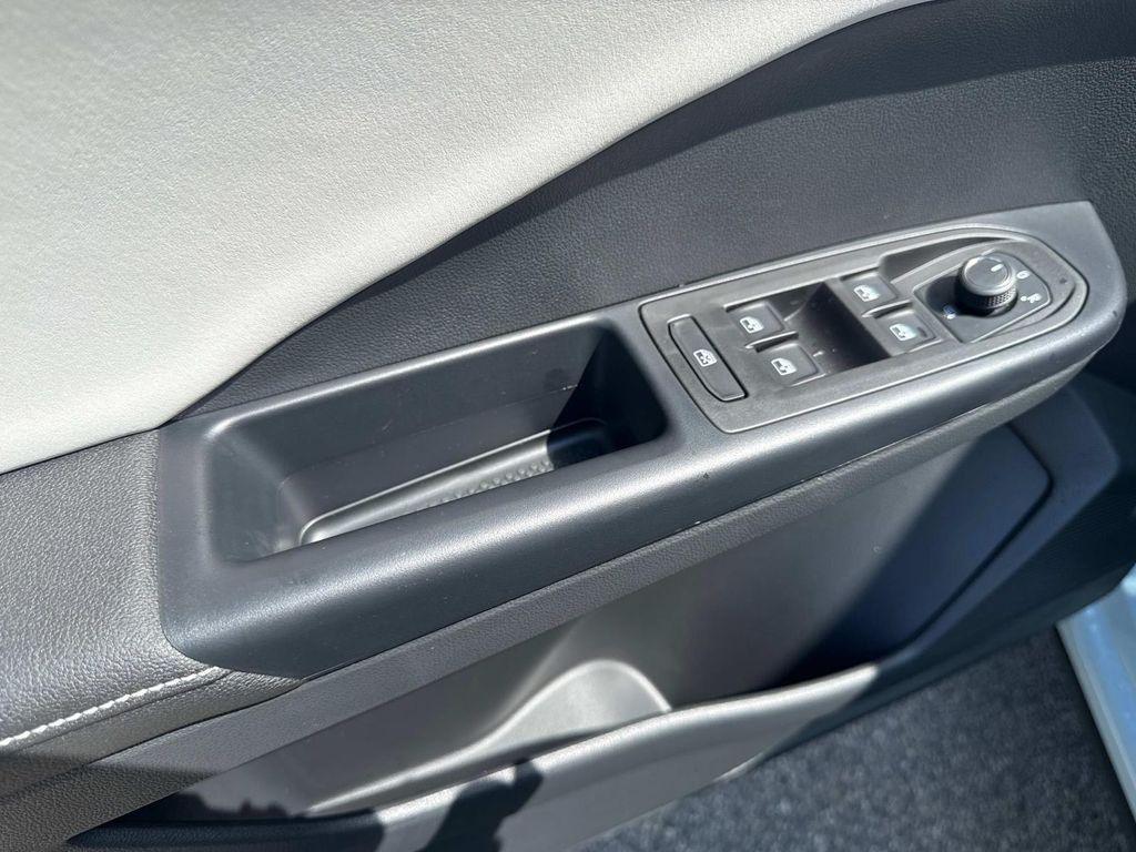 new 2025 Volkswagen Taos car, priced at $32,286