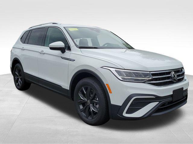 new 2024 Volkswagen Tiguan car, priced at $32,275