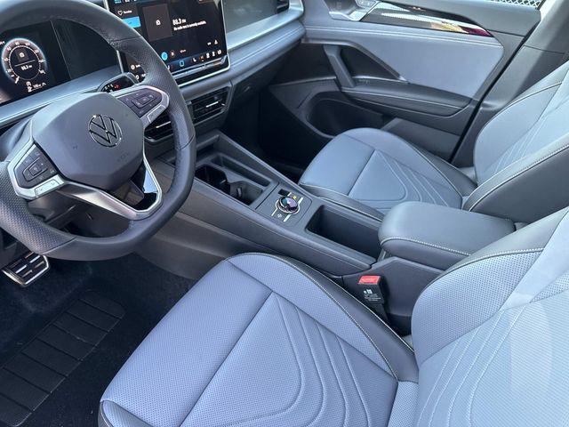 new 2025 Volkswagen Tiguan car, priced at $37,820