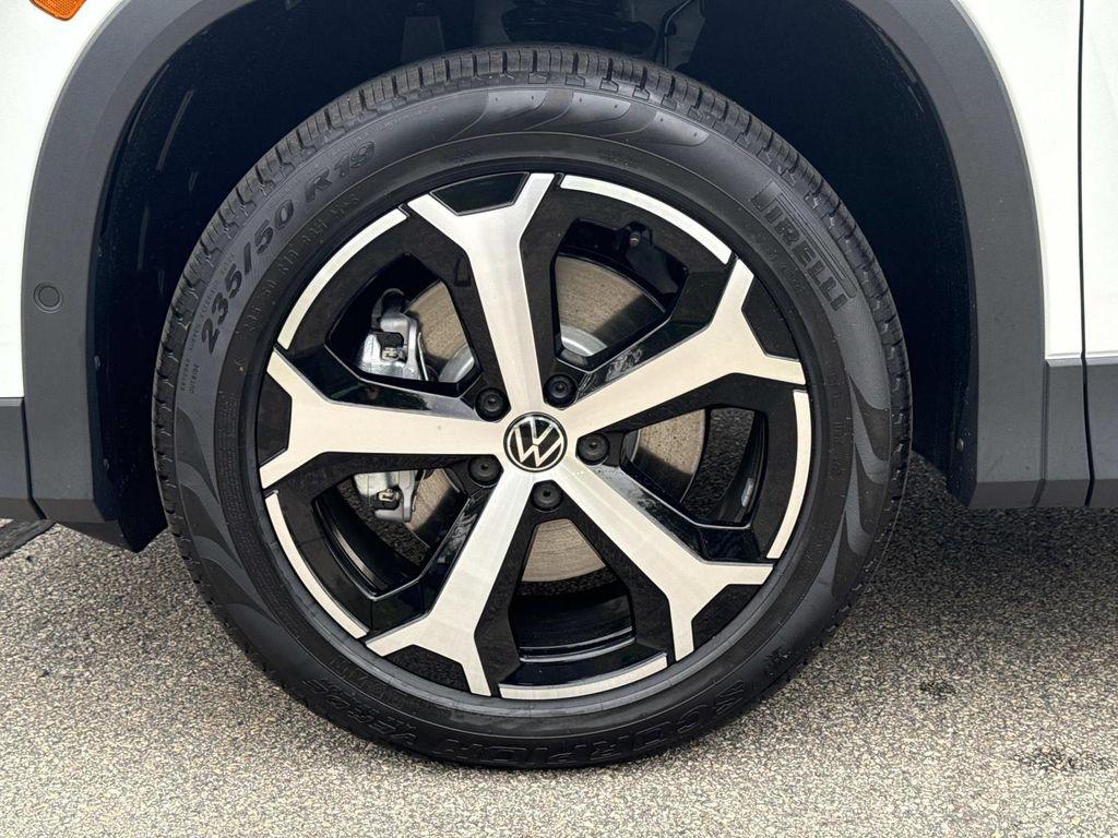 new 2025 Volkswagen Tiguan car, priced at $35,534