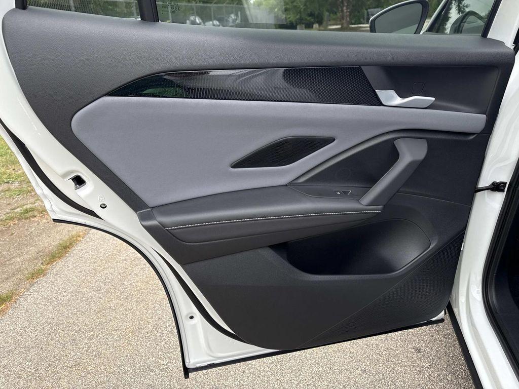 new 2025 Volkswagen Tiguan car, priced at $35,534