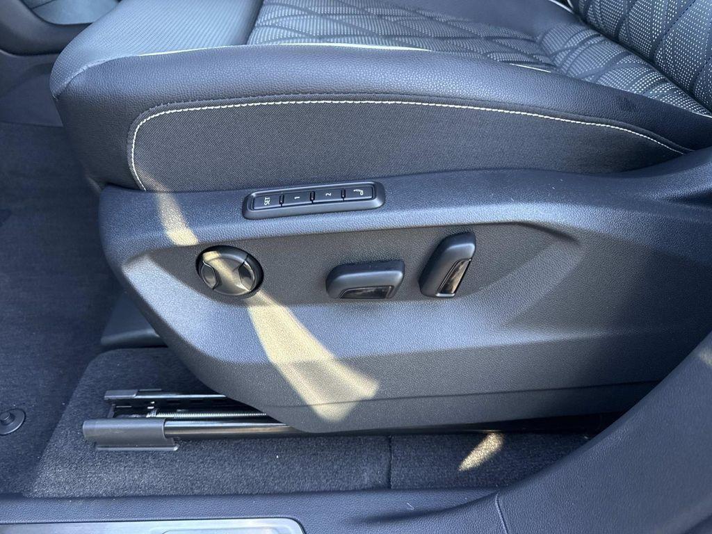 new 2026 Volkswagen Atlas car, priced at $56,264