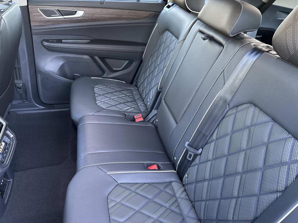 new 2026 Volkswagen Atlas car, priced at $56,264